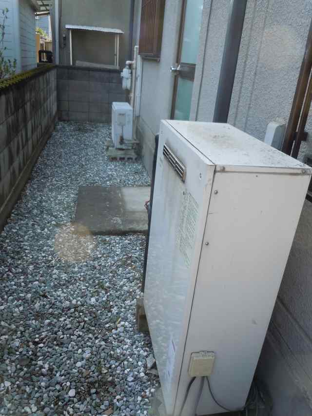 栃木小山　既存石油給湯器